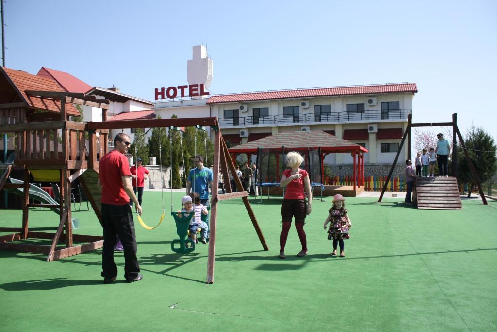 Hotel Magura Verde Bacău Eksteriør bilde