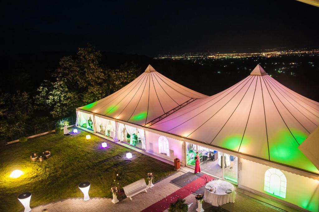 Hotel Magura Verde Bacău Eksteriør bilde